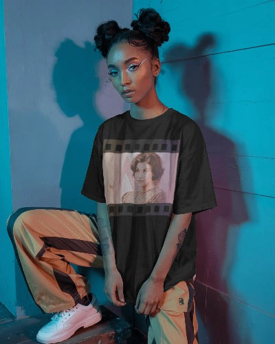 Portrait of Audrey Horne - Premium Unisex Oversized Boxy Tee